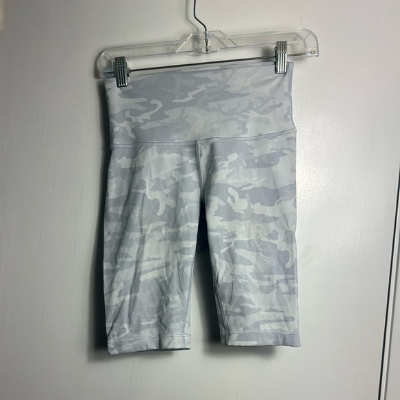 Lululemon Winder Under Short 10" Incognito Camo Jacquard Alpine White Starlight - Picture 2 of 11